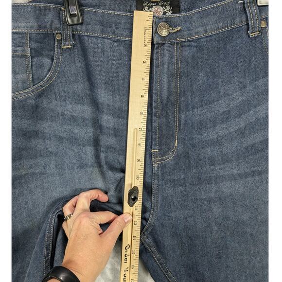 English Laundry Jeans Mens 46 x 32 Straight Whiskers Lions Crest blue Denim - Picture 5 of 8